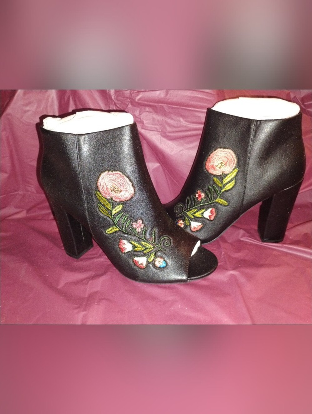 BAMBOO Black Embroidered Peep-Toe Block Heel Booties Size 9